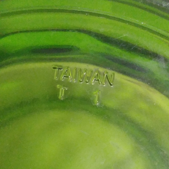 Vtg  Emerald Kool Aid Style Green Round Glass Pitcher EUC - Picture 3 of 14